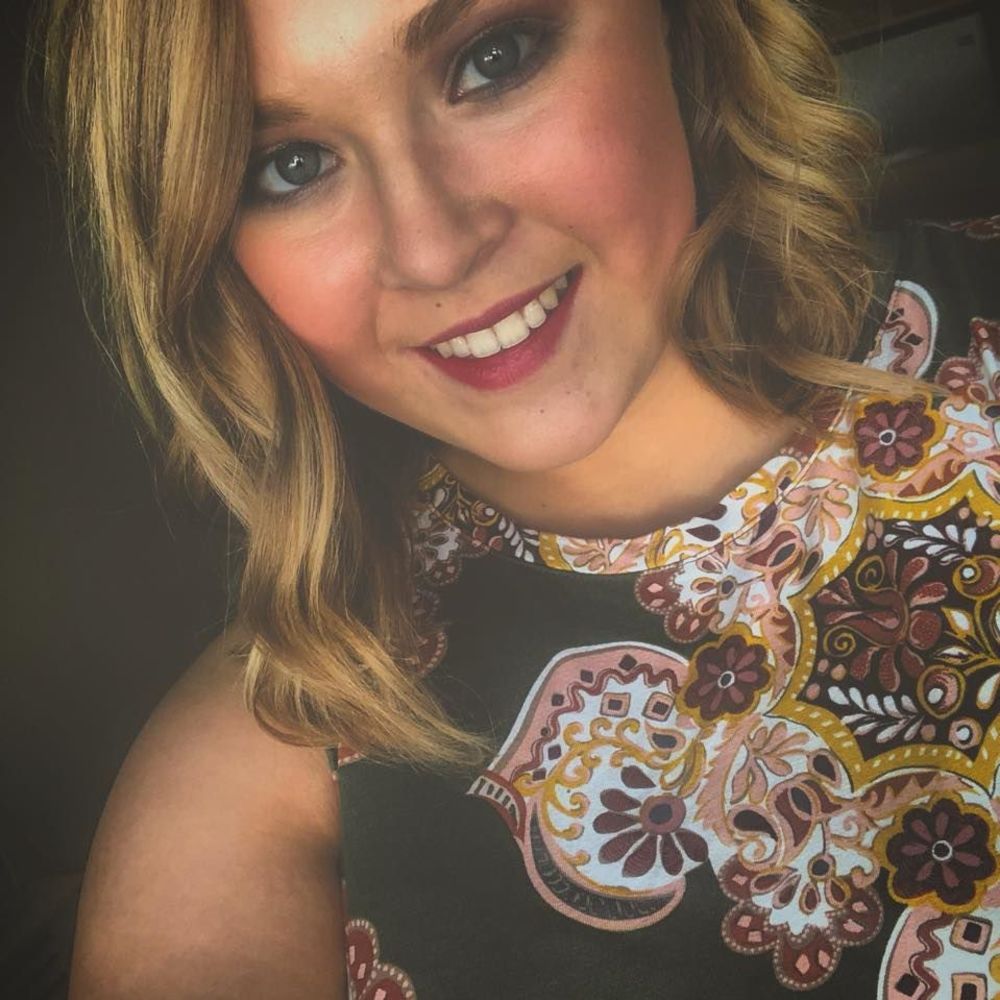 Meet your Posher, Kacee